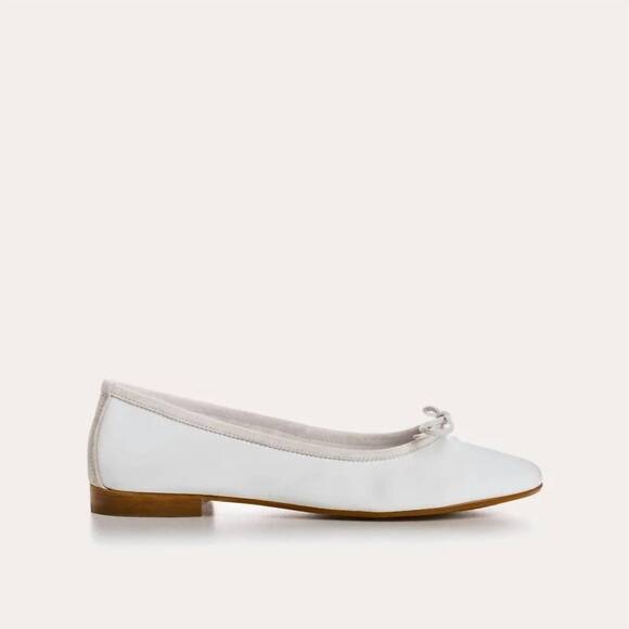 REQINS Shoes - NEW REQINS women's carmen cuir flat in white